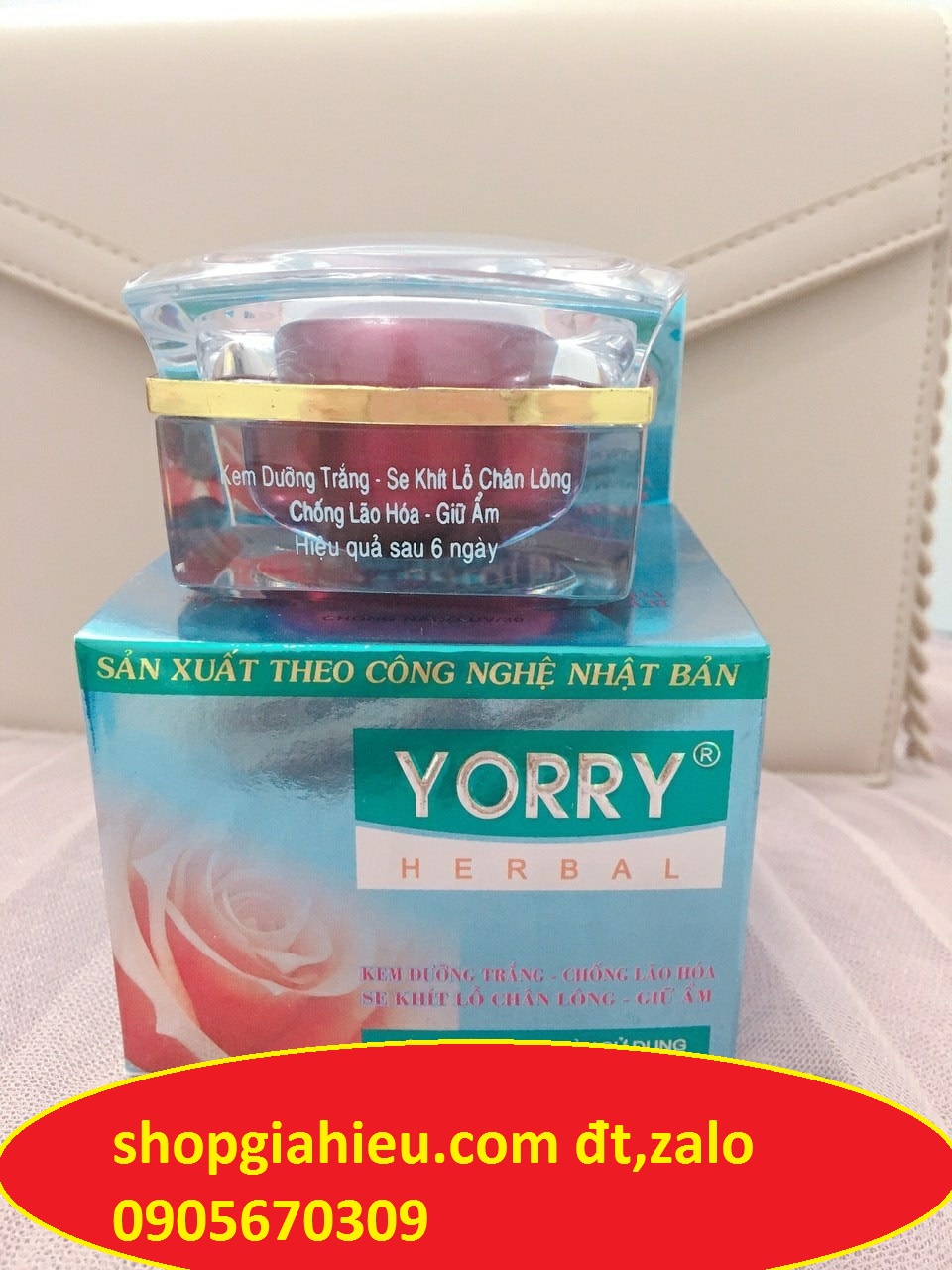 yorry Kem vip dưỡng trắng, chống lão hóa, giữ ẩm, se khít lỗ chân lông 14g công ty dũng cường yorry Kem vip dưỡng trắng, chống lão hóa, giữ ẩm, se khít lỗ chân lông 14g công ty dũng cường